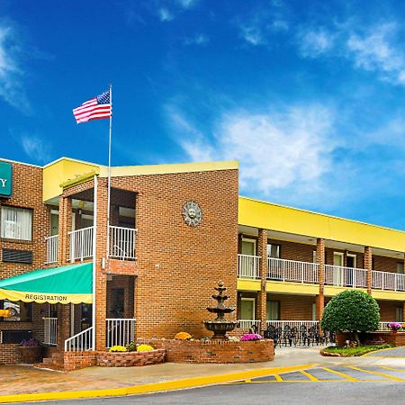 אלכסנדריה Quality Inn Mount Vernon מראה חיצוני תמונה