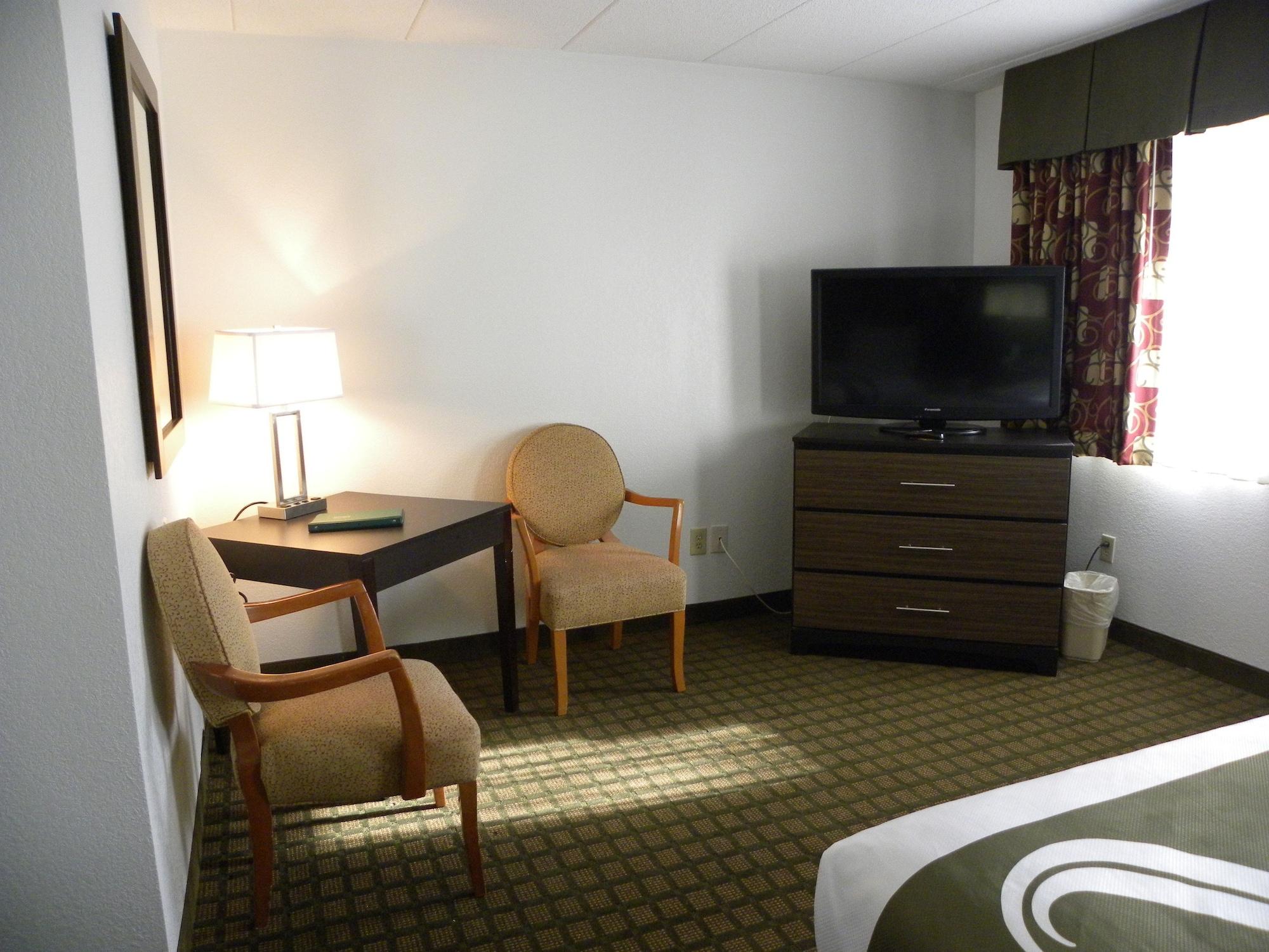 אלכסנדריה Quality Inn Mount Vernon מראה חיצוני תמונה